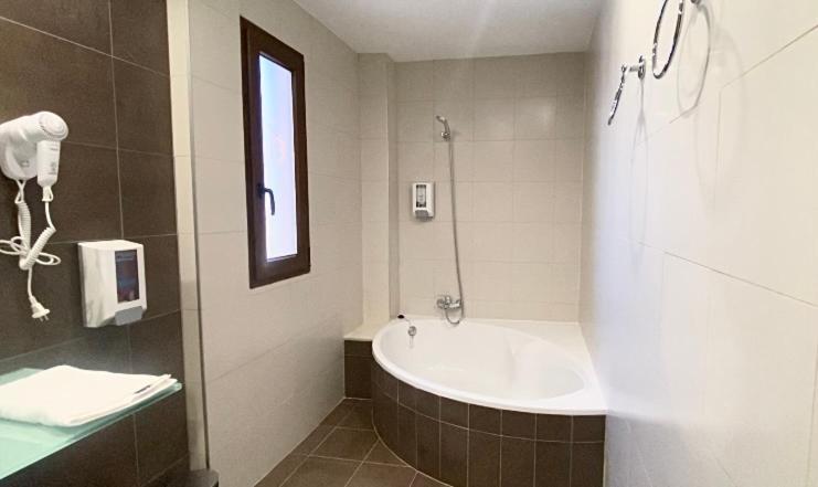 Hotel-Asador Montes Oretanos Pulgar Ngoại thất bức ảnh