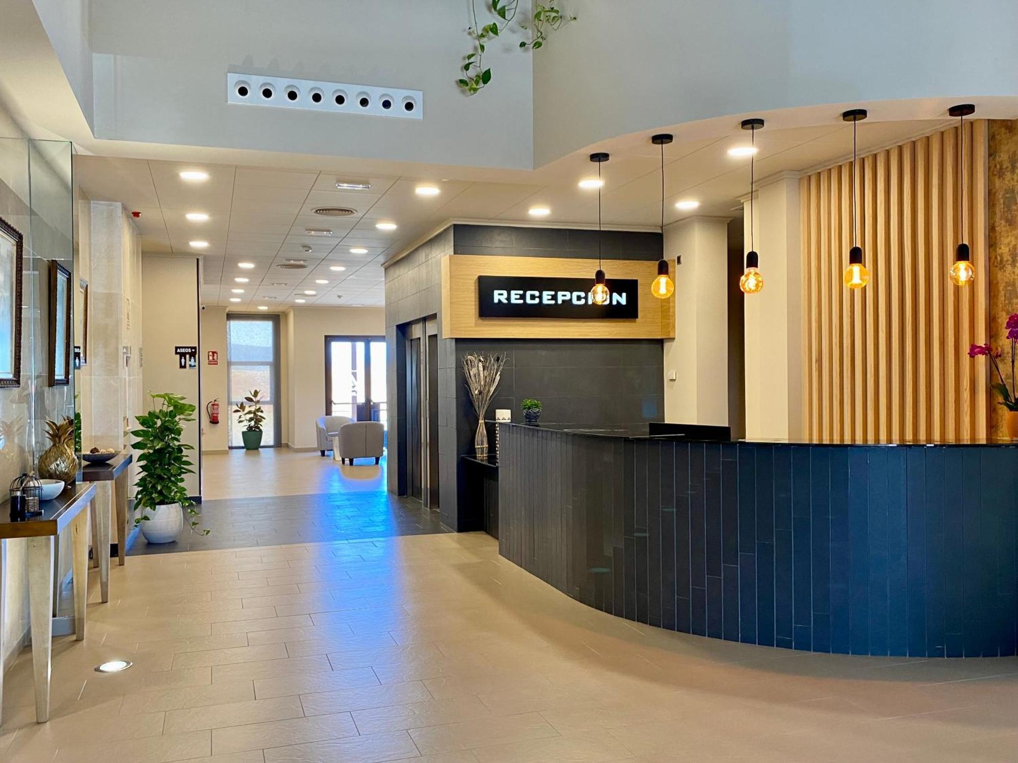 Hotel-Asador Montes Oretanos Pulgar Ngoại thất bức ảnh